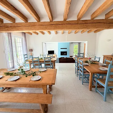 La De Bercé Villa *